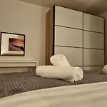 Διαμέρισμα Hills Vir